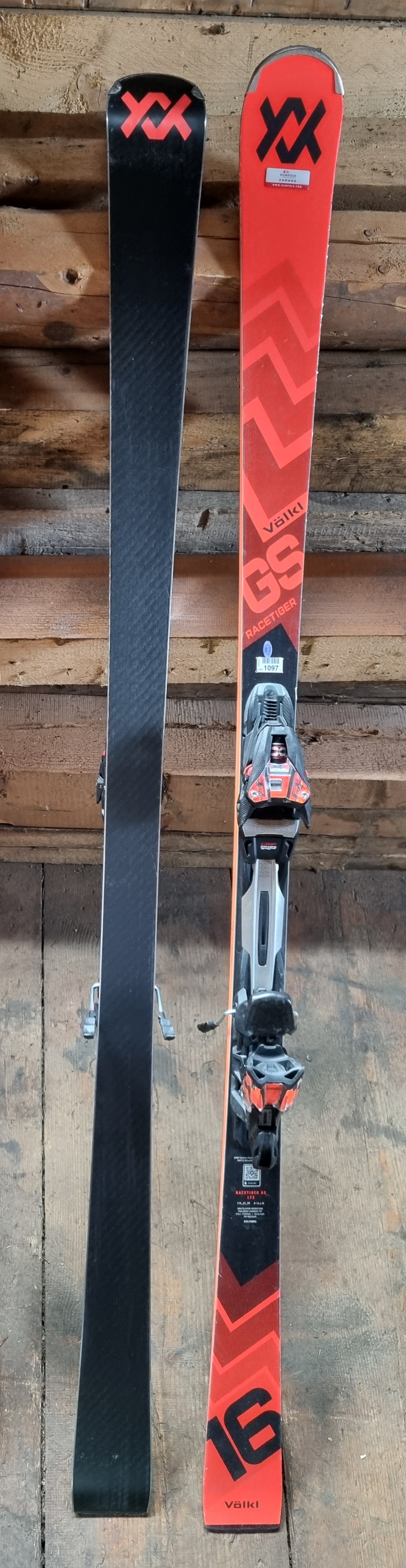 Volkl Racetiger GS 172 24-25