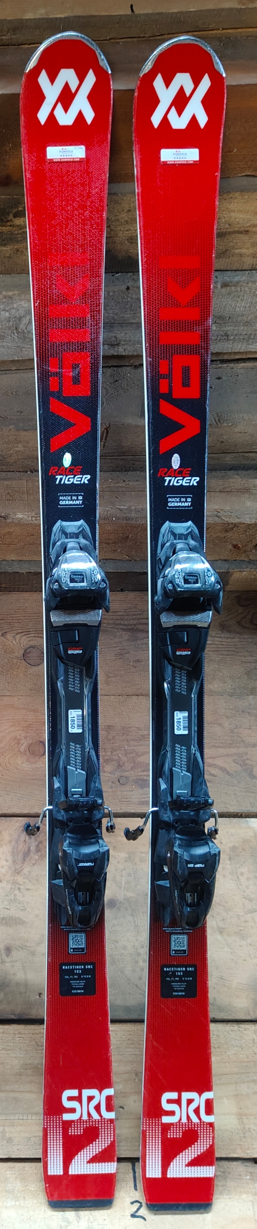 Volkl Racetiger SRC 153 ��